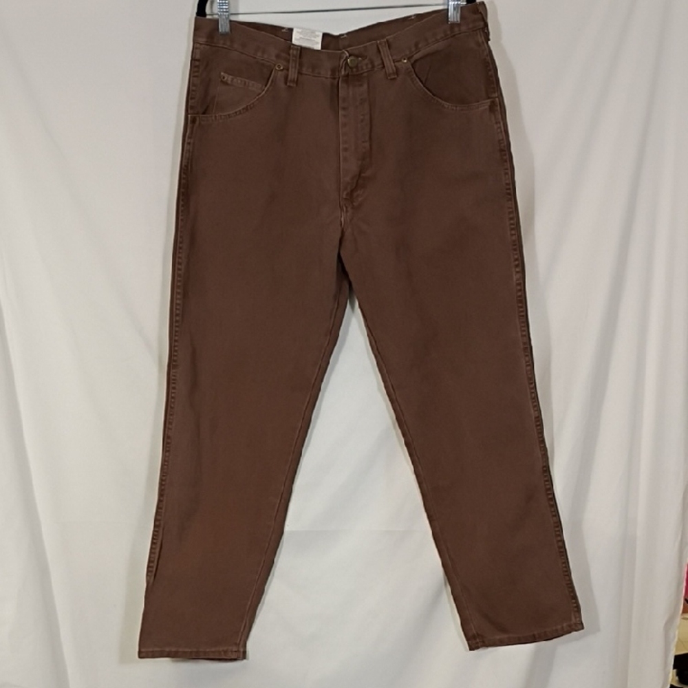 NWT Wrangler Rugged Wear Relaxed Fit Brown Men's Jeans Size 36x30 Work